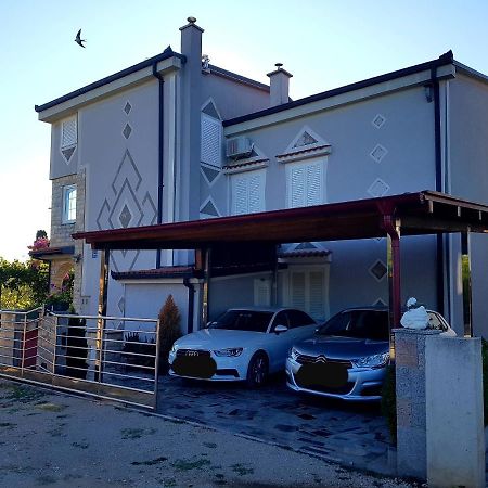 Apartments Petar & Anka Biograd Na Moru Εξωτερικό φωτογραφία