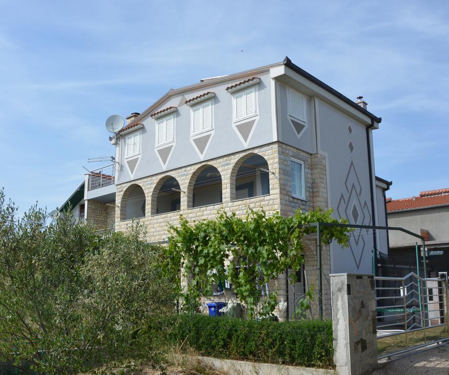 Apartments Petar & Anka Biograd Na Moru Εξωτερικό φωτογραφία