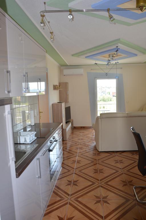 Apartments Petar & Anka Biograd Na Moru Δωμάτιο φωτογραφία