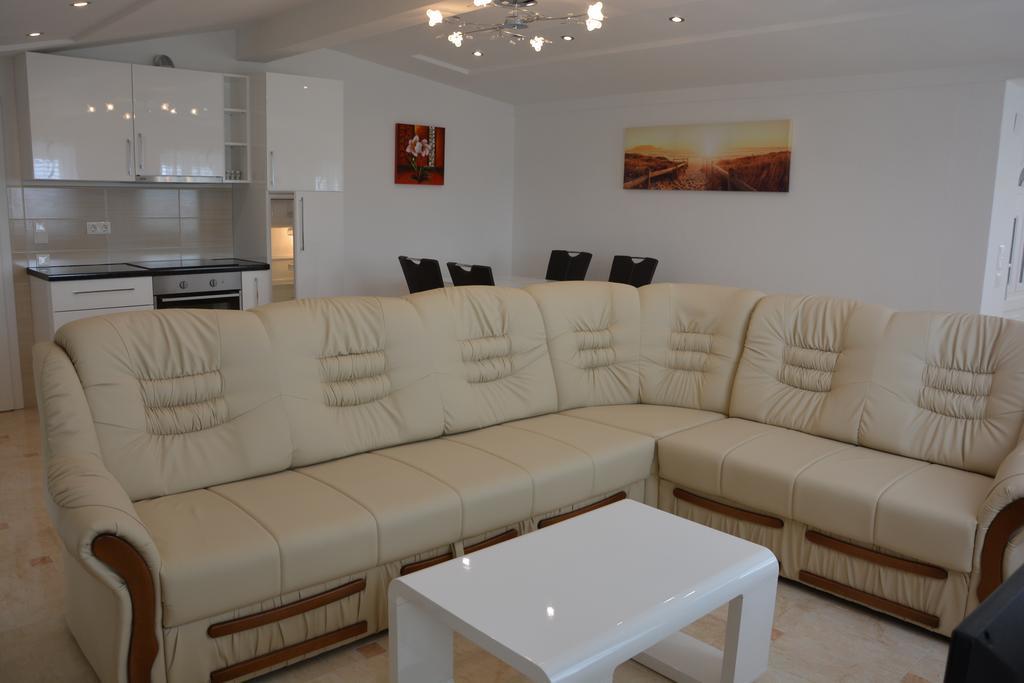 Apartments Petar & Anka Biograd Na Moru Εξωτερικό φωτογραφία