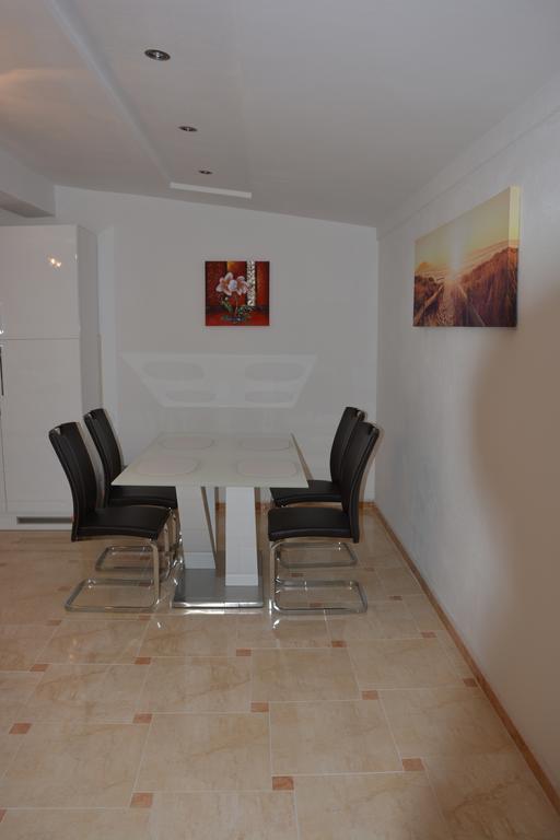 Apartments Petar & Anka Biograd Na Moru Δωμάτιο φωτογραφία