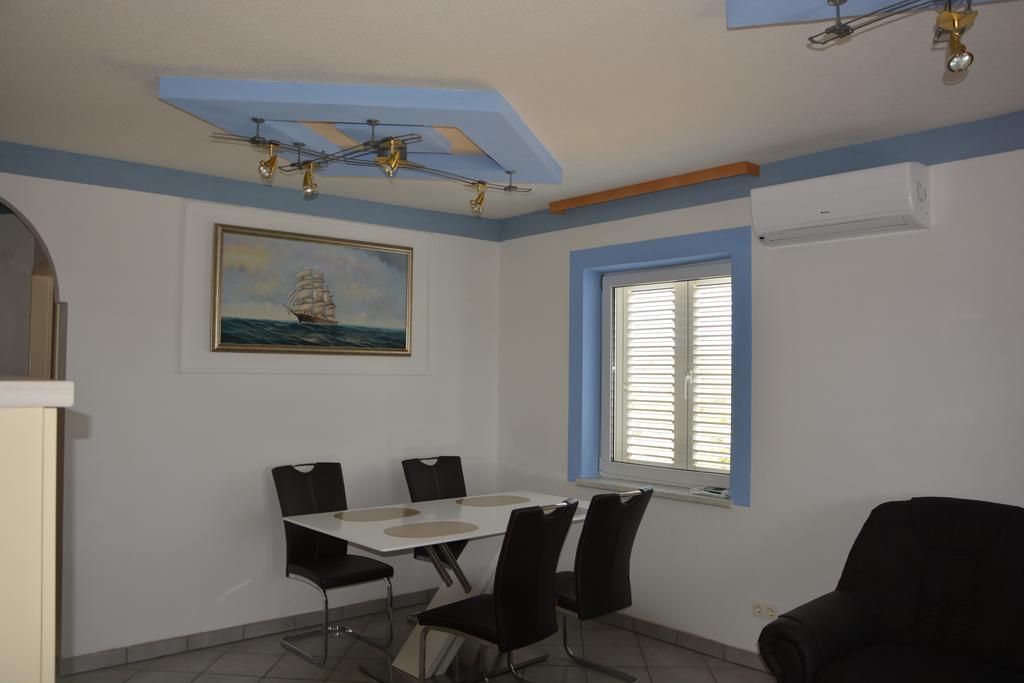 Apartments Petar & Anka Biograd Na Moru Εξωτερικό φωτογραφία